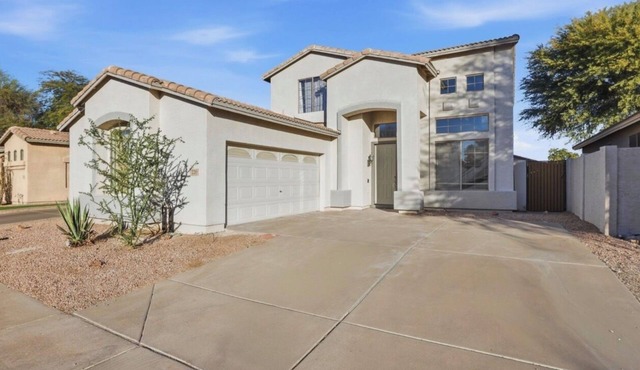 3-bedroom house in fantastic Chandler with cool AC