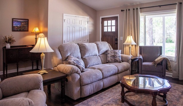 3-bedroom house near Deep River, Toyota Megasite, NC Zoo & Zoo Sports Complex