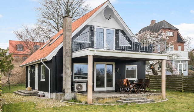 3 bedroom nice home in Faxe Ladeplads