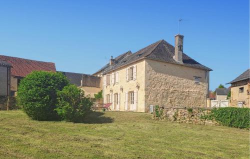 3 Bedroom Nice Home In Saint Robert
