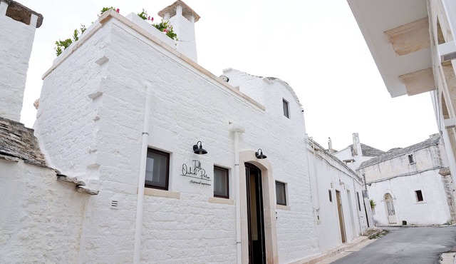 3 Bedroom Private vacation home in Alberobello