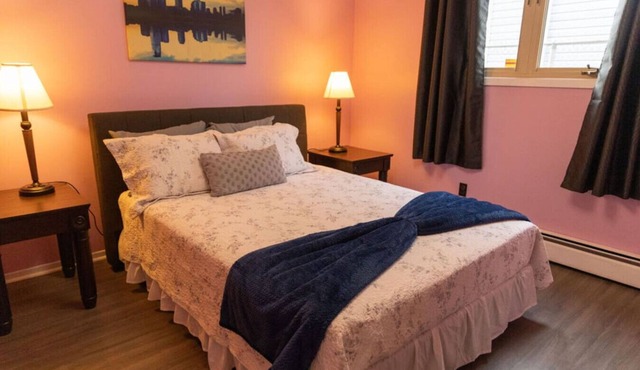 3 Bedroom Unit-Central Location