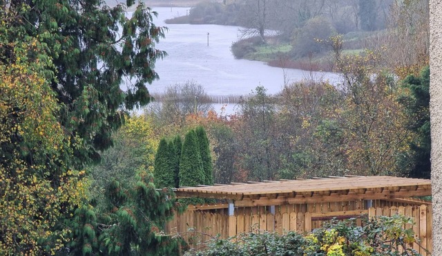 3 Bedrooms - Sleep 7 - Garden - Private Parking