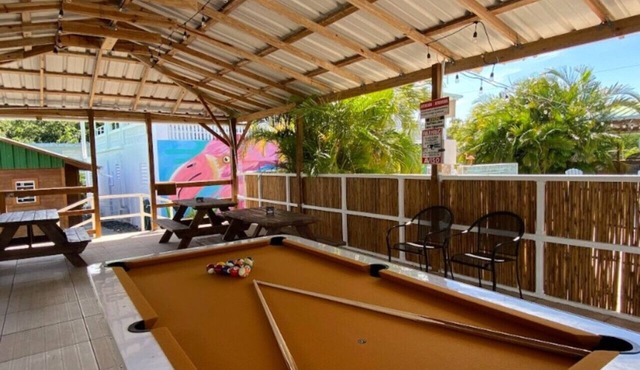 3 BR Family Apt at El Flamingo Beach Club | Walk to the Beach