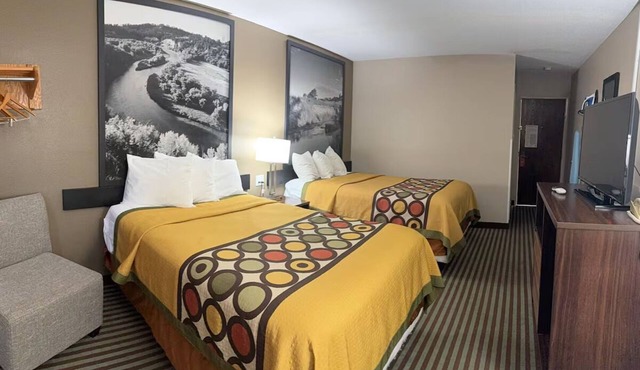 3 Budget-Friendly Rooms Designed for Rest and Adventure | Near Attractions