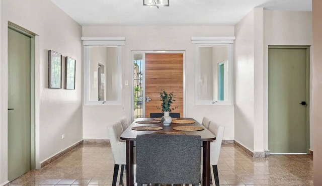 #3 - Charming Spanish Colonial Apartment - Miramar