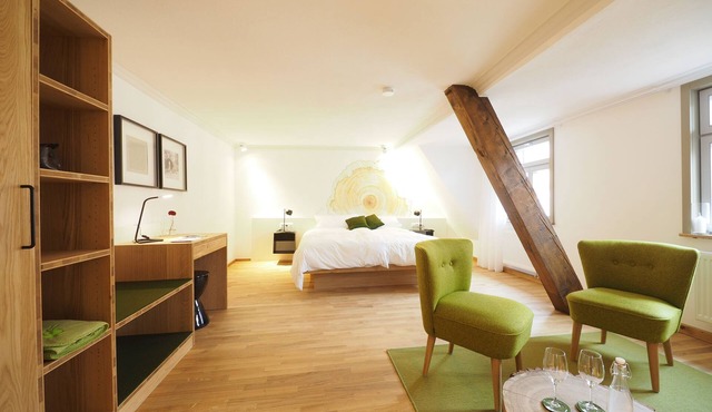 3 Dicke Eiche Zimmer, 31qm, 1 Schlafraum, max. 2 Personen