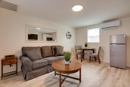 3 Mi to Main St & Beach: Coastal Cape Cod Escape!