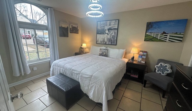 3 miles from the Ky Horse Park. Read the house rules and listing before you book