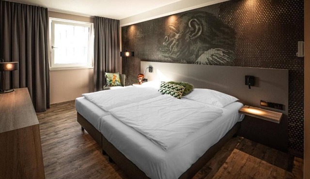 3 Modern Rooms — Perfect Getaway for Families & Couples Near Stuttgart Center
