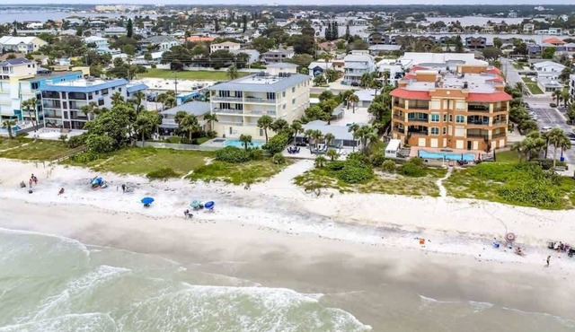 3 Palms Beach House