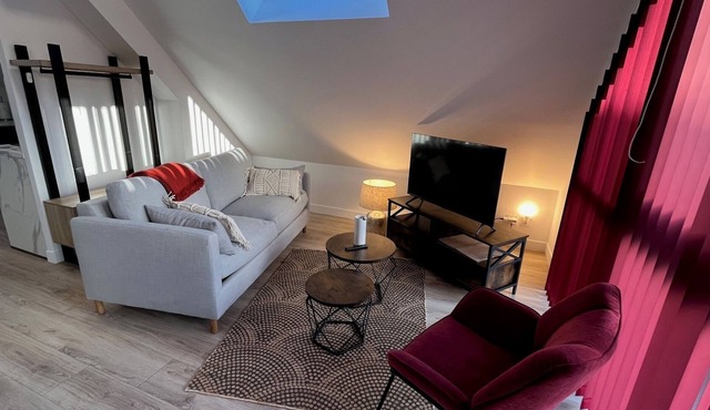 3*-rated studio in an atypical outbuilding