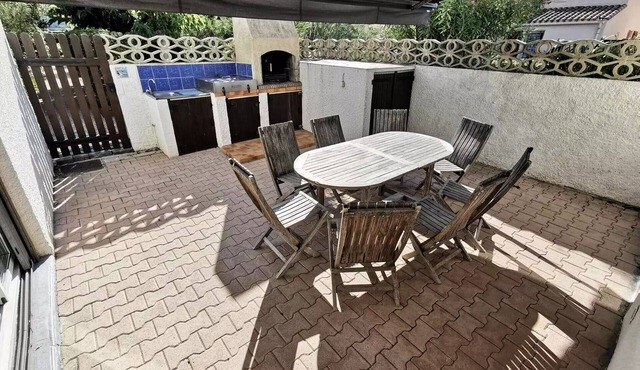 3-Room Villa Sleeping 6 in Port Leucate