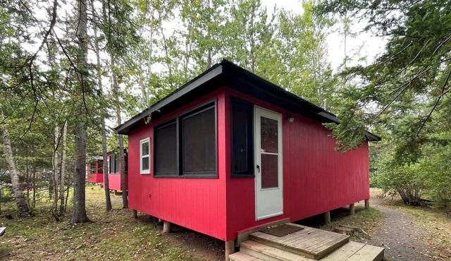 3 Stars Cottage - Forest & Lake PEI Cottages - Kozy Corner -1 Bedroom