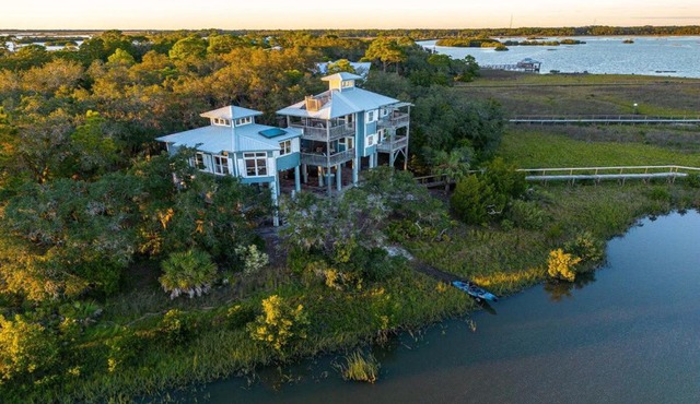 3 Story Haven Fire Pit kayaks updated 360 Views
