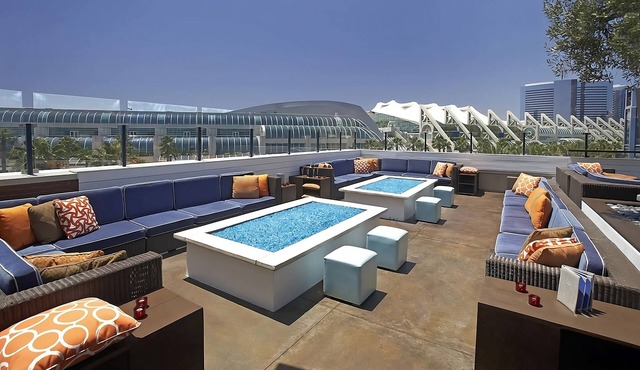 3 Studio 2 Queen Beds at Hard Rock Hotel San Diego, Rooftop Pool!
