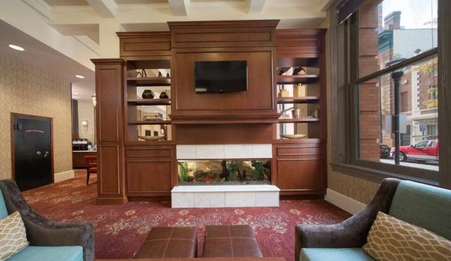 3 Suites with Kitchen in Historical Building Near Baltimore Convention Center