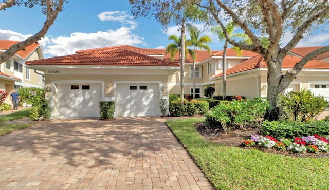30-day minimum lease | Carlton Lakes | 2bs/2ba | Furnished Villa w/Den