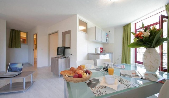 300m from resort center, parking, tv, ski locker, 18-23m², Le Collet d'Allevard