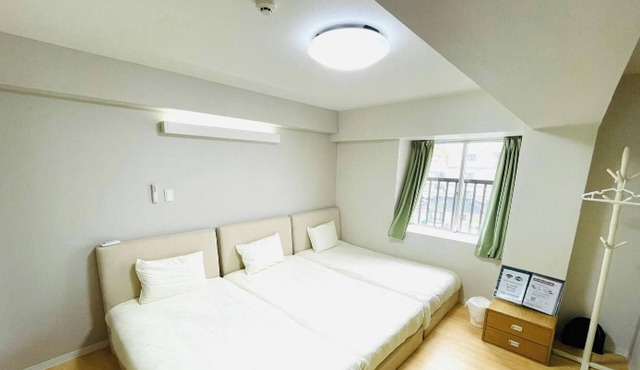 301 Kitchen and clean rooms 16people/Naha Okinawa