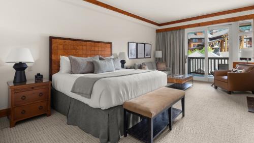 309 Studio Spruce Peak Lodge Base of Stowe Mt Resort Sleeps 4