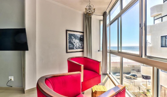 33 Blue Waters Studio Apartment.
