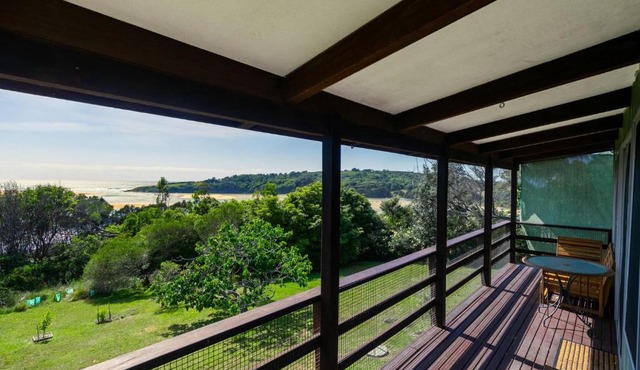 33 Lakeview Drive