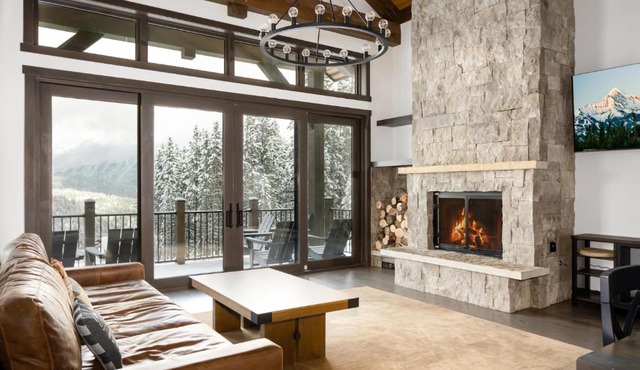 360 Chalet