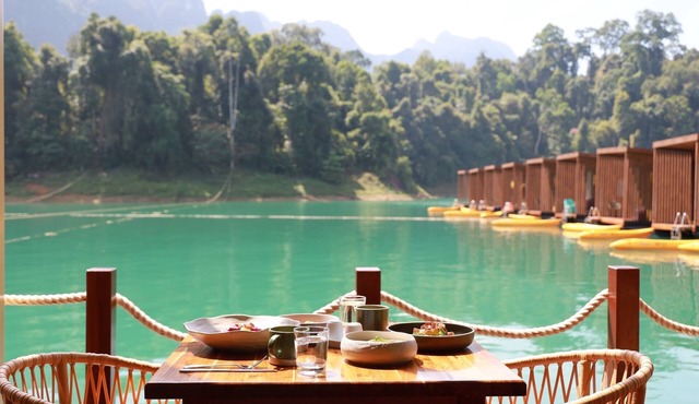 360 issara Floating Resort