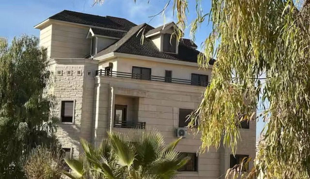360 Spacious Luxury Home in Dabouq