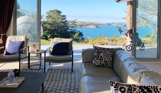 367 Pinecrest · Deluxe Modern Coastal Home & Golf Course