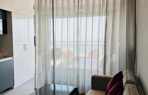 37th Sky-View is your next space.