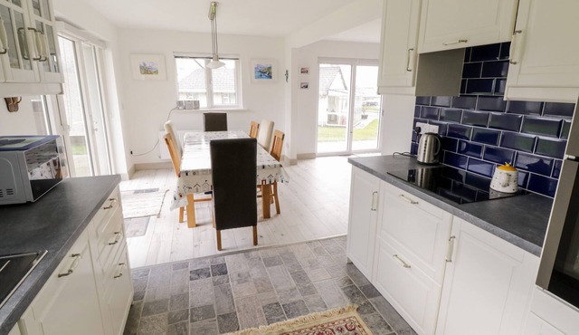 38 Carrowhubbock Holiday Village