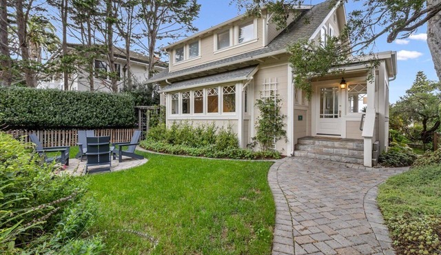 3988 Cannery Cottage - Coastal Living Near the Bay