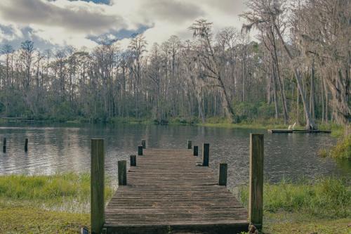 3bdr 2bth Lake Home close to all