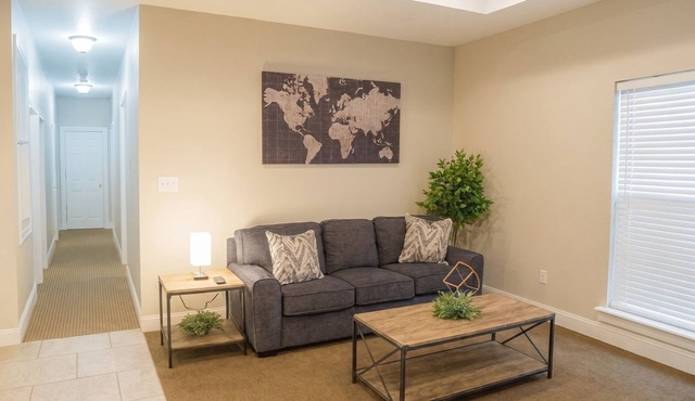 3BR 2BA · Parking · W/D · Near Ingalls & Chevron