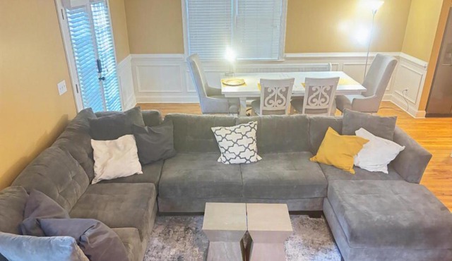 3BR Atlanta Home Minutes to Mercedes Benz Stadium