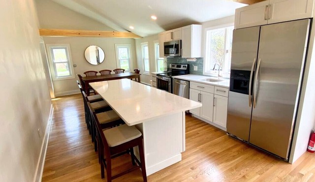 3BR Beachy Getaway