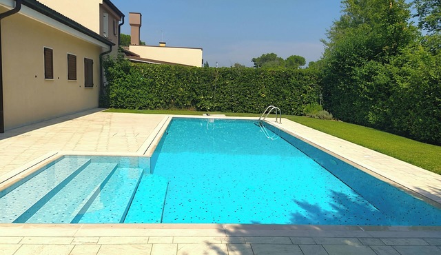 3BR Private Pool Villa, Lagoon Sunsets on Albarella, Pet-Friendly