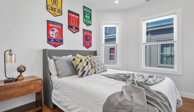 3BR2Bth TD Garden/MIT/Harvard/BOS/3 Parking Spaces