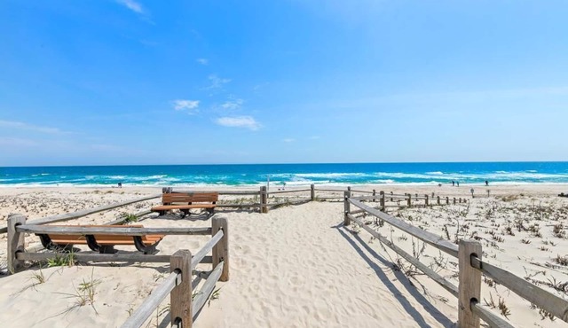 *3rdtoBeach*available:Sept.&Oct.*Heart of BEACH HAVEN*Across Veterans,Updated