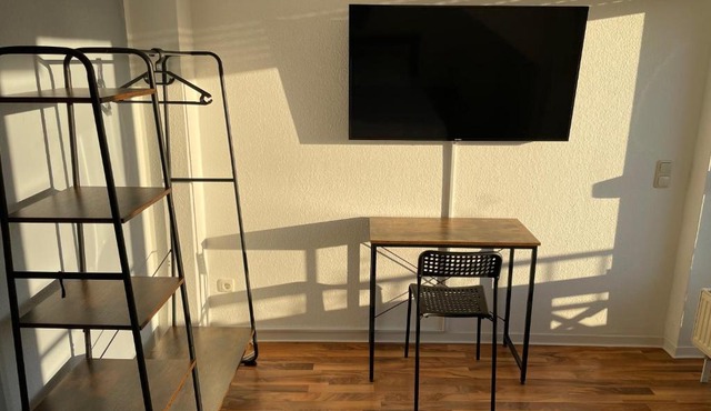 3x Einzelzimmer mit Smart TV, Balkon, Parkplatz, Fahrstuhl, free WIFI