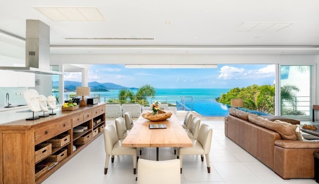 4-Bdr Bay-View Designer Duplex Villa