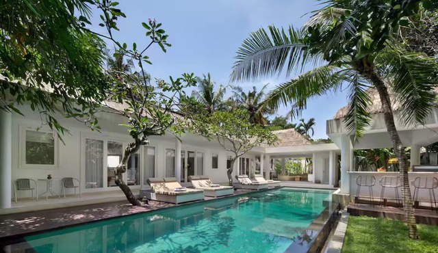 4 bdr Jungle Oasis in Pererenan