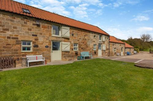 4 Bed in Easington oc-b29242