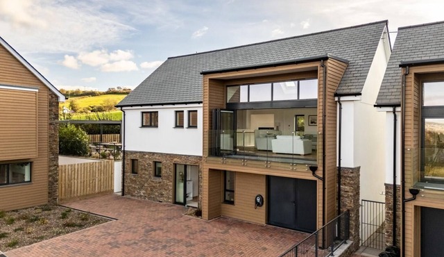 4 Bed in Instow (oc-e30026)