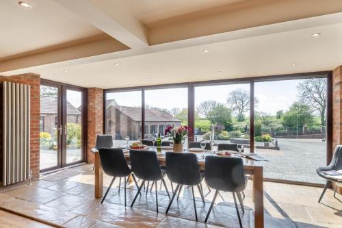 4 Bed in Thwing oc-t29013