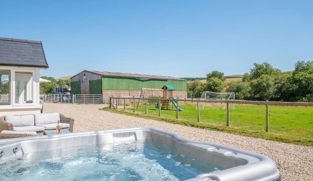 4 Bed in Welshpool (oc-wab267)