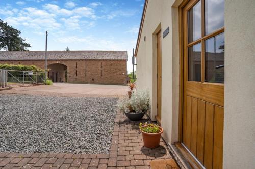 4 Bed in Wonastow oc-k29425