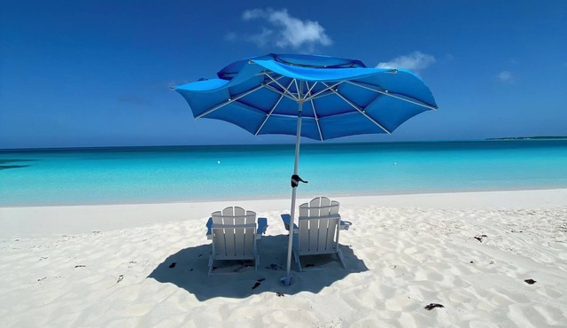 4-bedroom 3 bathroom house in stella maris near all the beaches and amenities